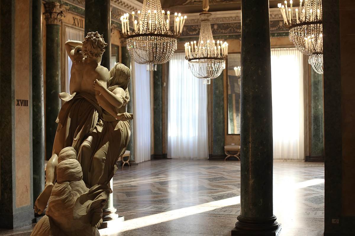 Modern Art Gallery in Milan Hotel Cavour